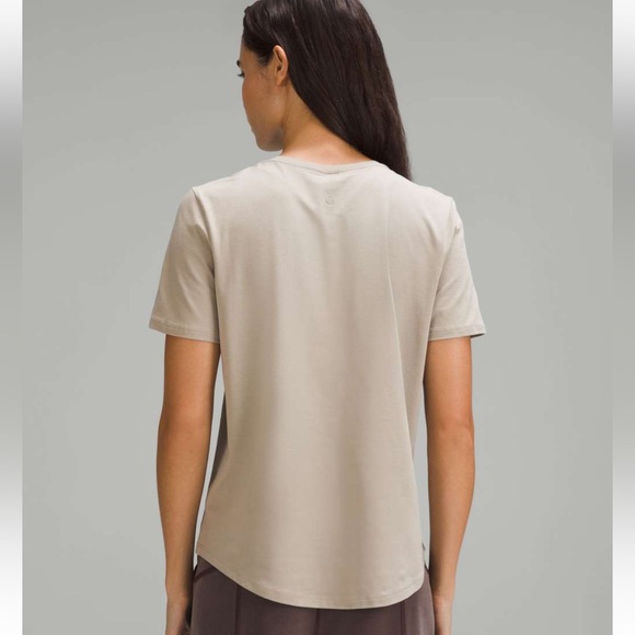 Love Crew - Picture 4 of 11